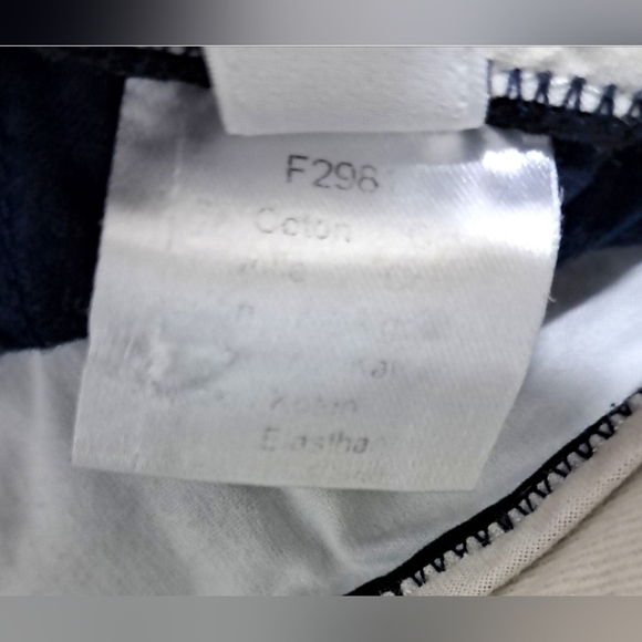 Lacoste Classic Navy Chino Shorts Size 26 - Picture 7 of 14